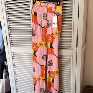 NWT Zara Multicolor Floral Trousers-size XS